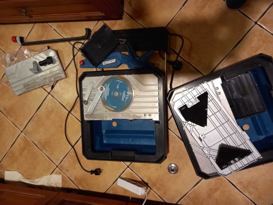 Przecinarka do płytek Erbauer 750W ERB337TCB 180 mm