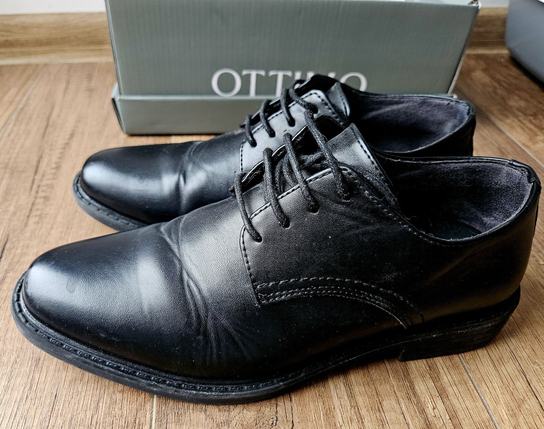 Buty do komunii rozm 37