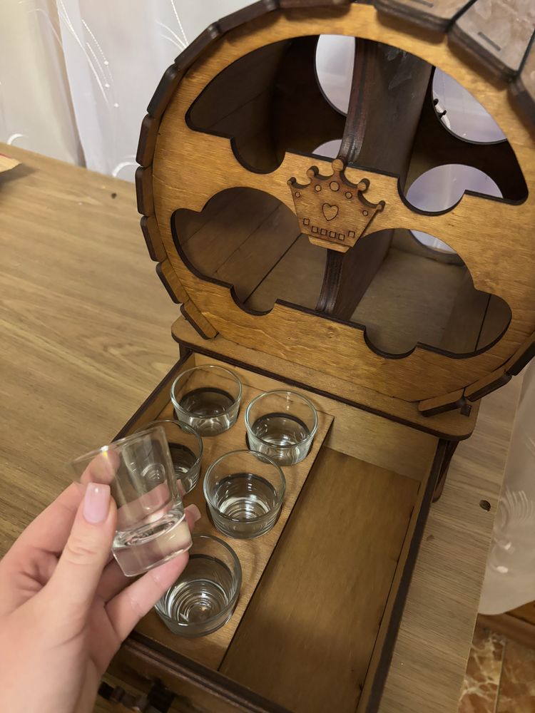 Продам новый мини-бар!!!