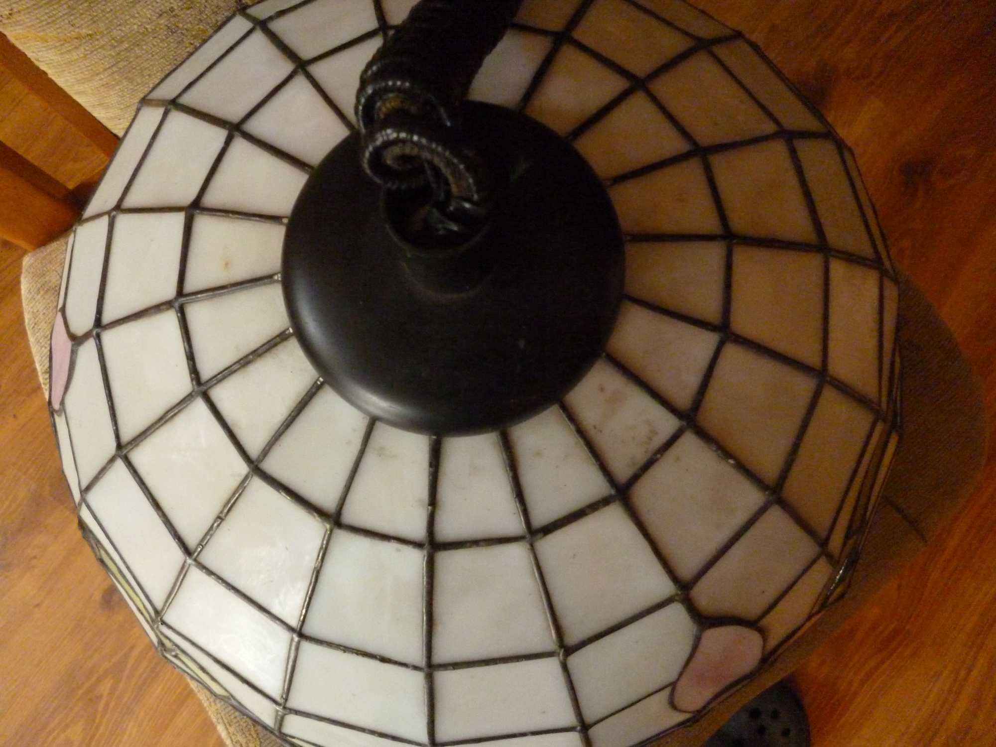 Piekna kolorowa lampa Tifaniego