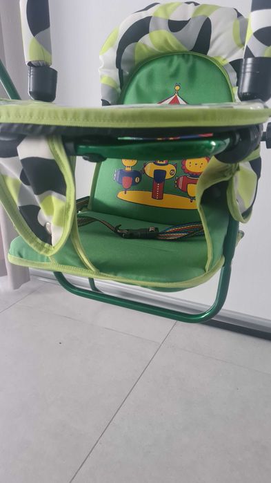 Huśtawka dziecięca ze stolikiem. Składana.