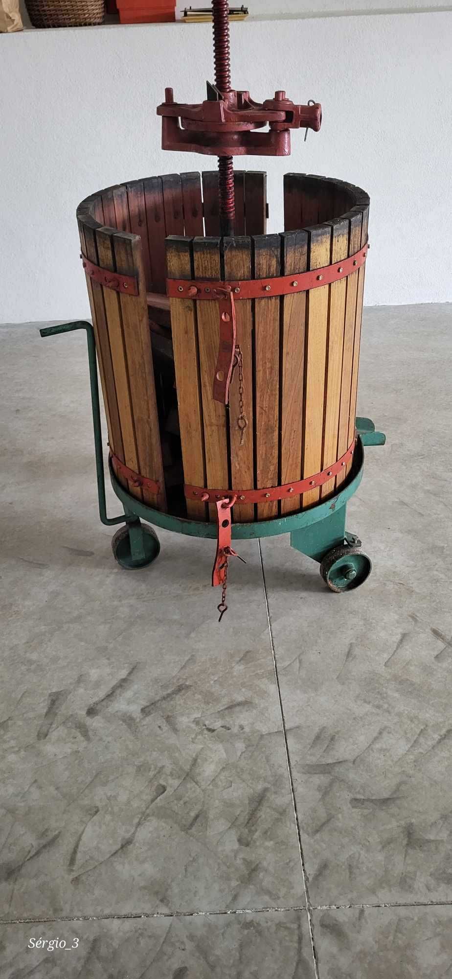 Prensa das uvas usada