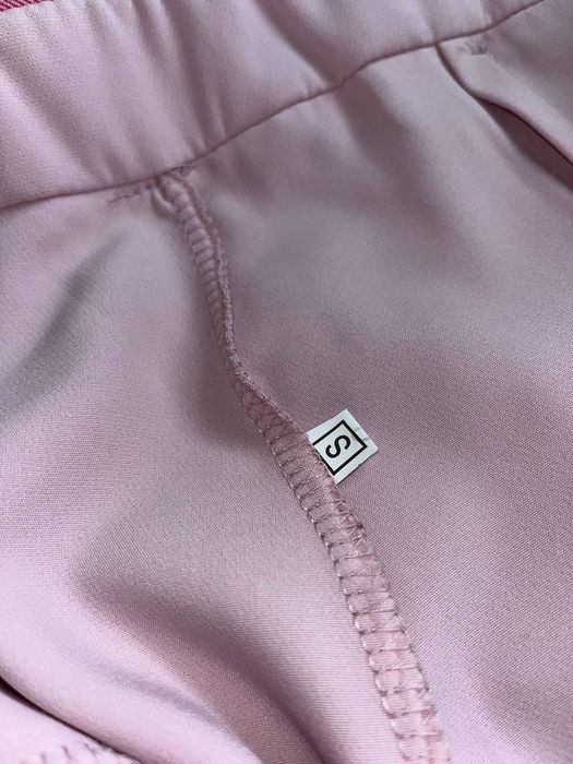 Штани, класичні рожеві