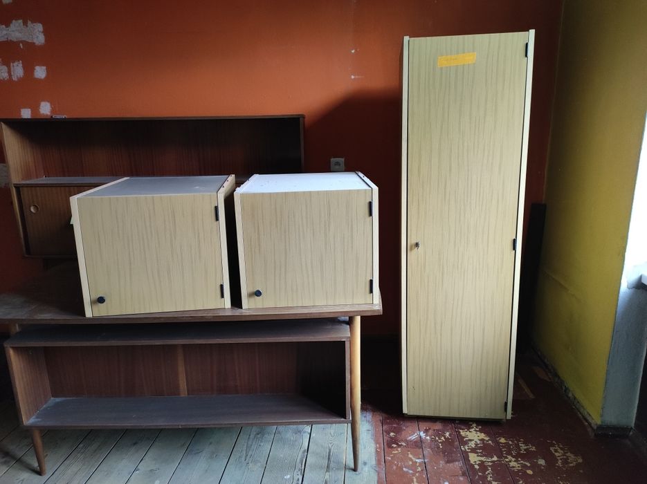 Komplet szafa +dwie szafki prl