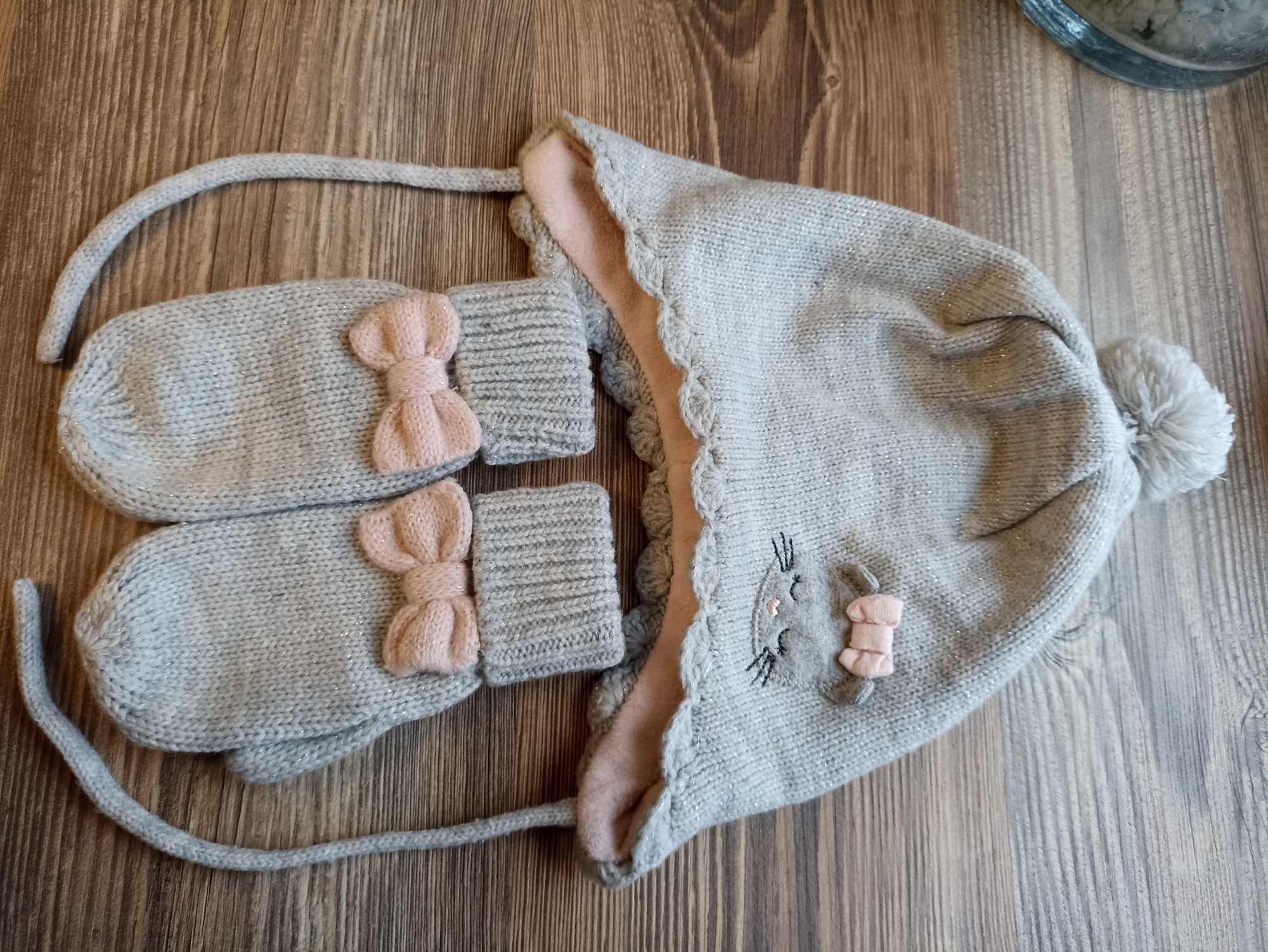 czapka i rękawiczki H&M r. 74/80 srebrna nitka, różowa kokardka
