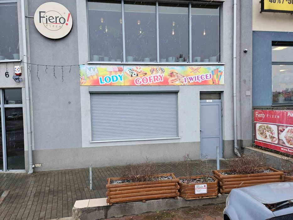 Wynajme teren pod sezonową sprzedaż do końca marca.