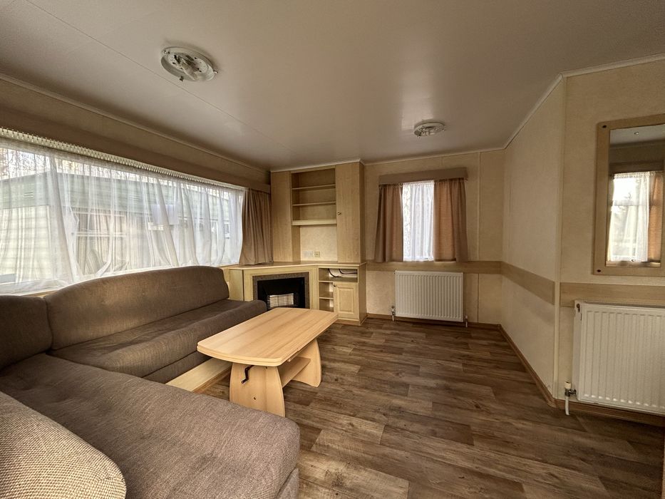 JAK NOWY  domek holenderski , GRZEJNIK w każdym pokoju !!