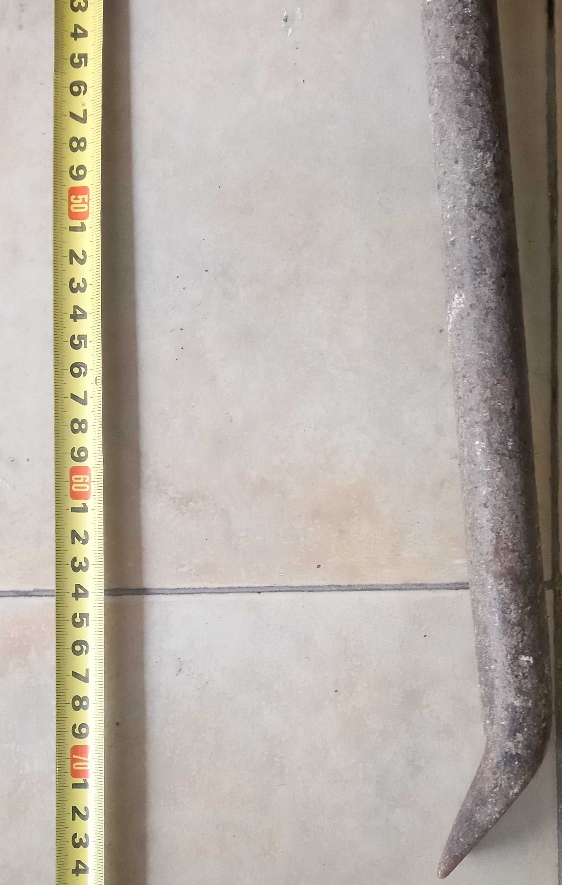 Arranca pregos ou "Pé de cabra", por 9€