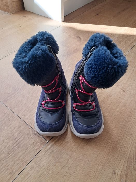 Buty zimowe w rozmiarze 25