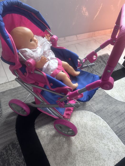 Коляска для кукол
