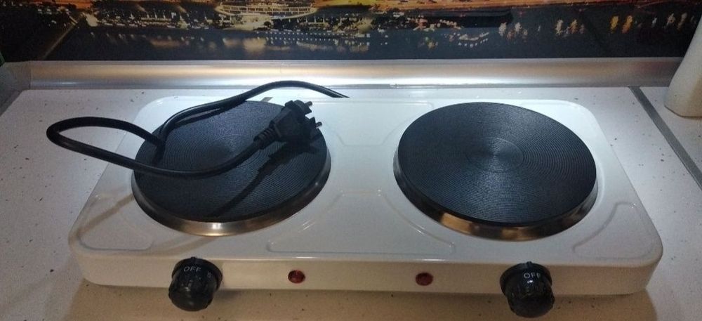 Електроплита. Нова.