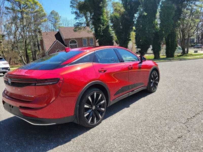 2023 Toyota Crown Platinum