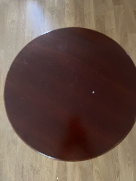 Mesa de apoio redonda