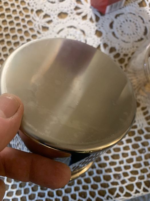 Zepter pojemnik na lód o szczypce ze zlotym paskiem