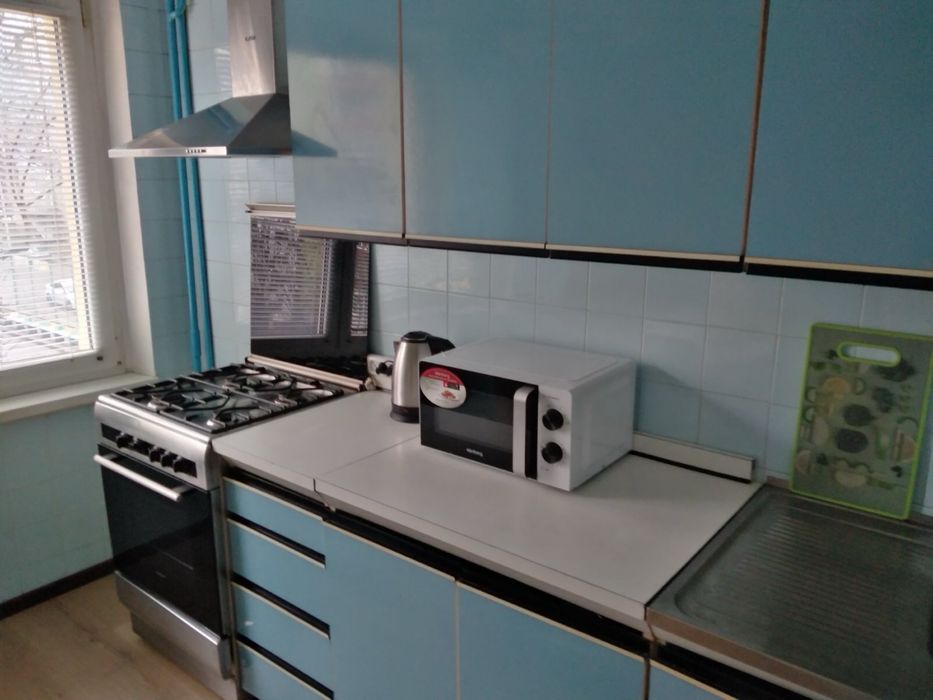 Здається 2 кімнатна по вул. В.Великого квартира