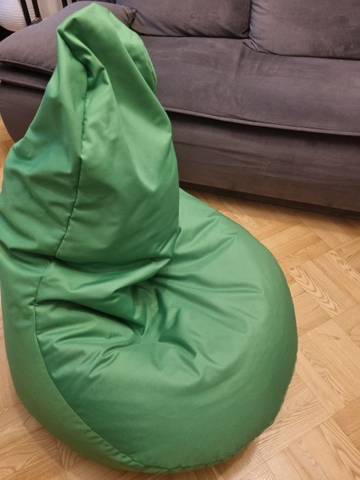 Zielona pufa – nieużywana (stan idealny) – 2 sztuki – 138 zł/szt.