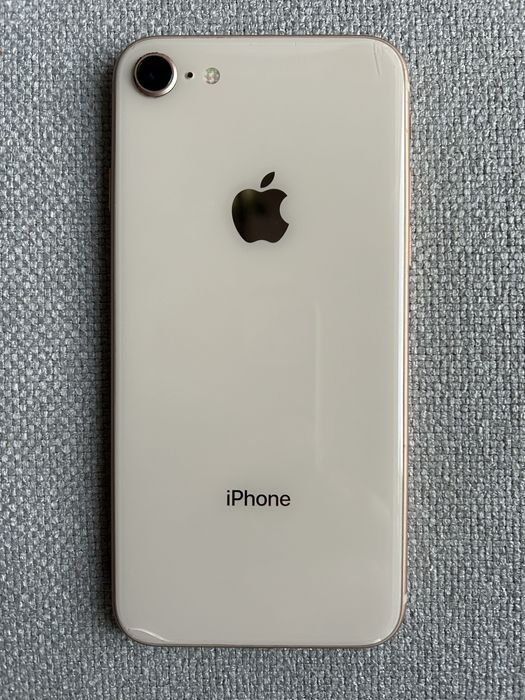 iPhone 8, 256 GB, różowy