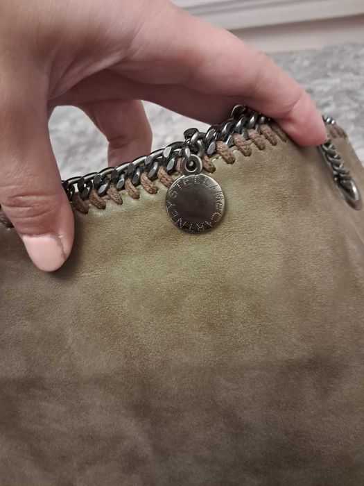 Piękna duża brązowa skórzana torebka shopper