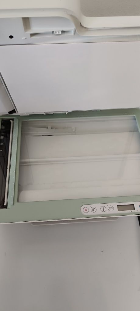 Impressora HP4100 como nova. Com pouco uso. Ainda tem a caixa