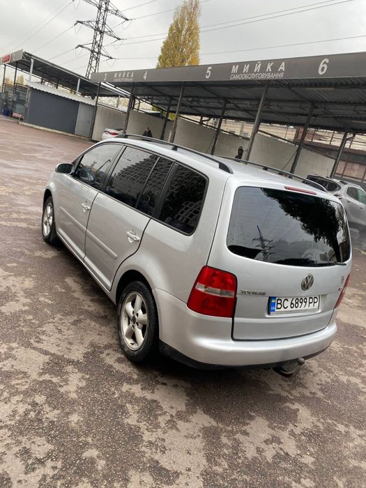 Volkswagen Touran 2003