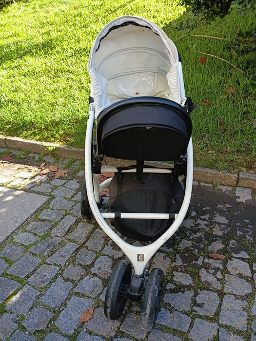 Carrinho de bebê de estrutura dupla acompanhado com alcofa reclinável