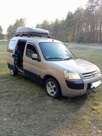 Sprzedam Citroena Berlingo 1.9D 2005r