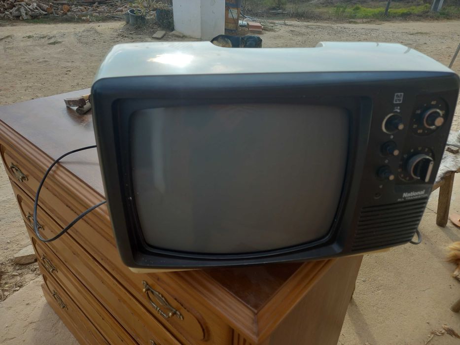Televisão antiga