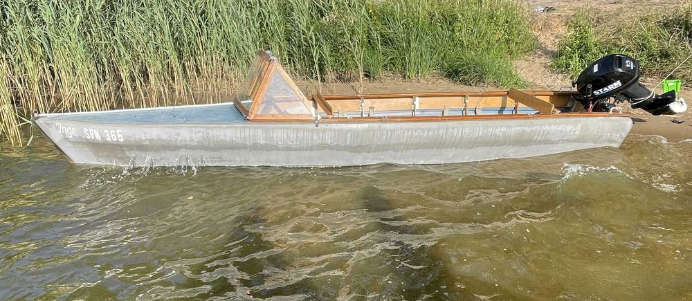 Zabytkowa łódka składana MTW Delphin 110 typ 2 + akcesoria