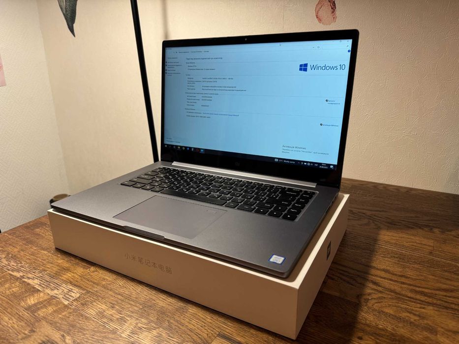 Ноутбук Xiaomi Mi Notebook Pro 15.6" / Intel Core i5 / 8GB RAM