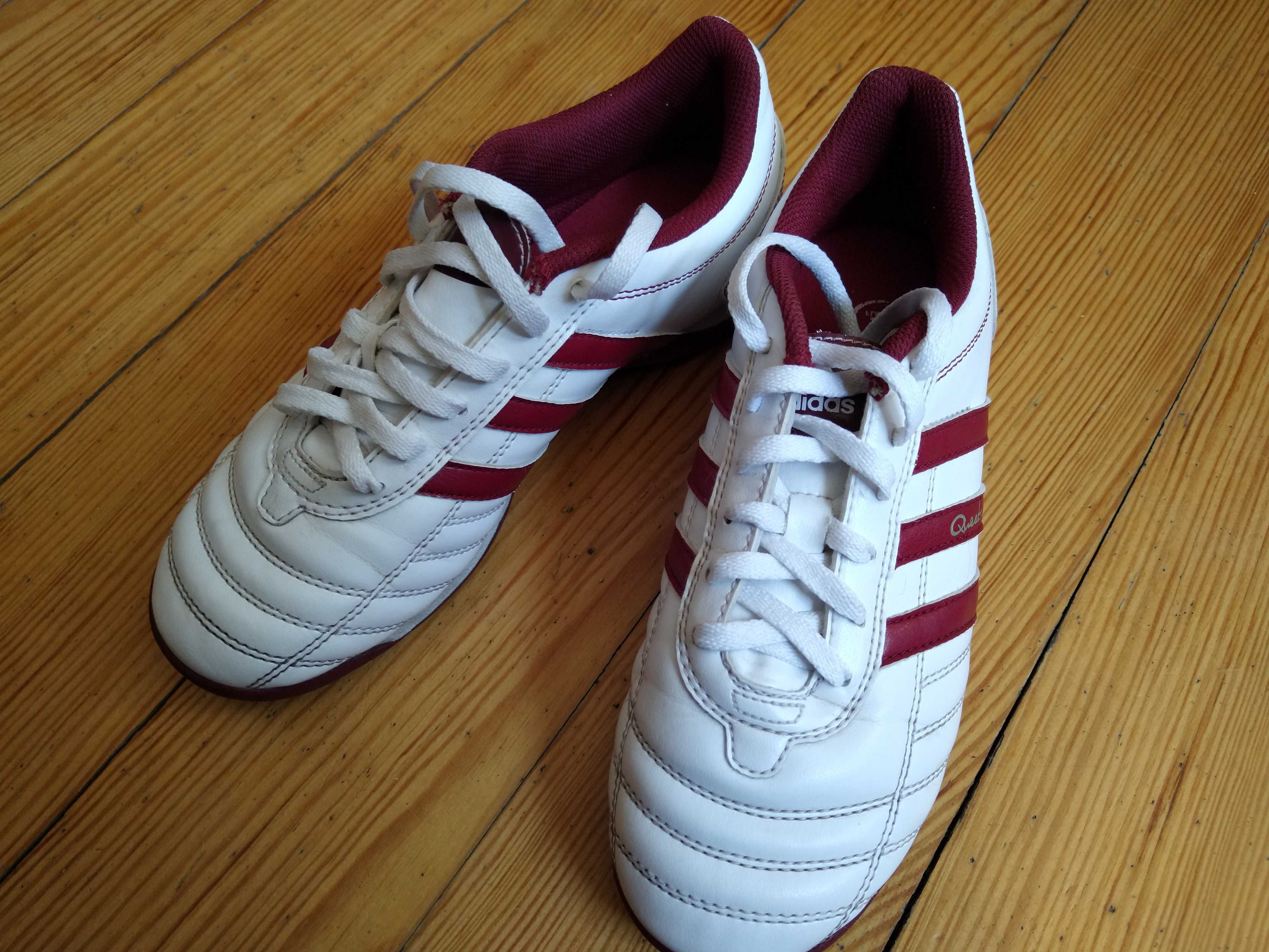 Buty piłkarskie Adidas Traxion Questra III TRX TF 929425 rozm. 36 2/3