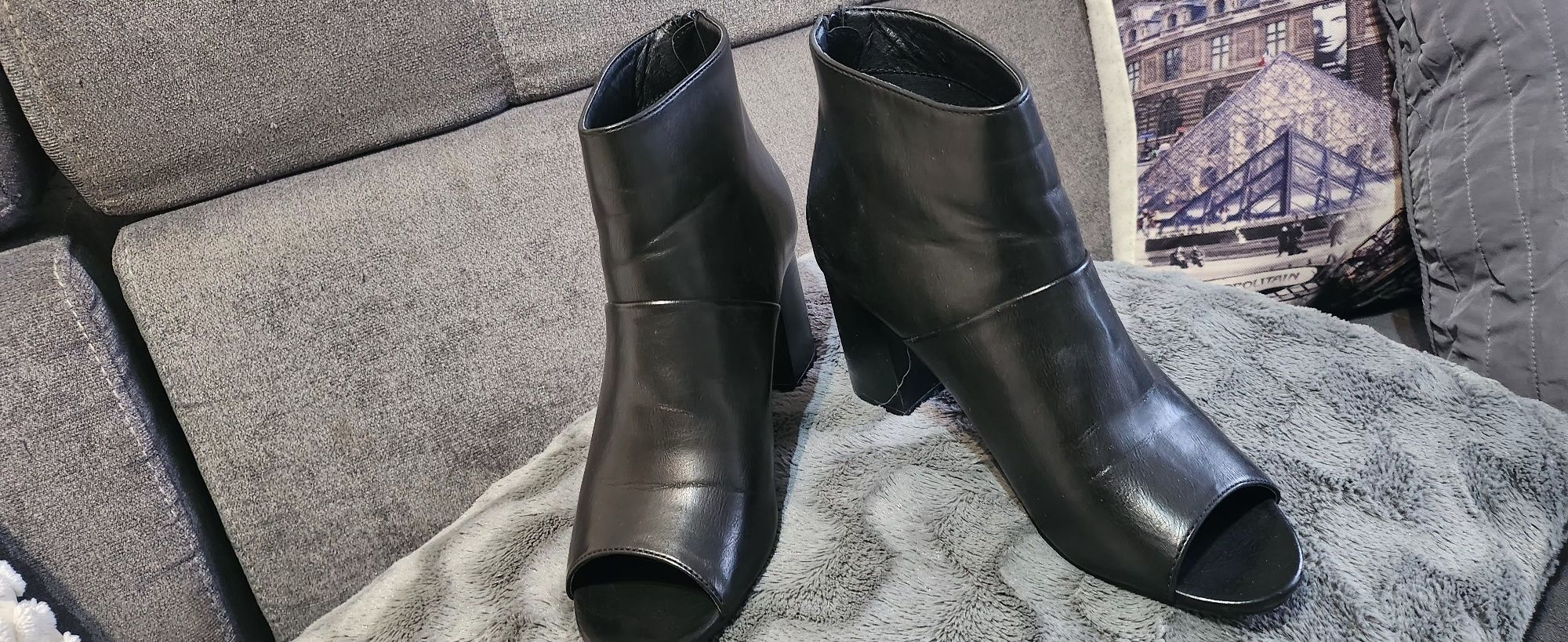 Botki Tulipano z odkrytym przodem Tulipano Tanio
