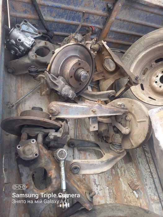 Продам ступіци можна з цапфами супортами ричагами  є москвічовські