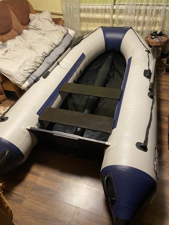 Большая резиновая надувная лодка Storm Evolution Stk-330e 3.3 метра