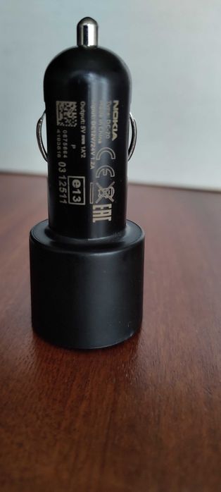 Ładowarka samochodowa Nokia 2xUSB 12/24 v