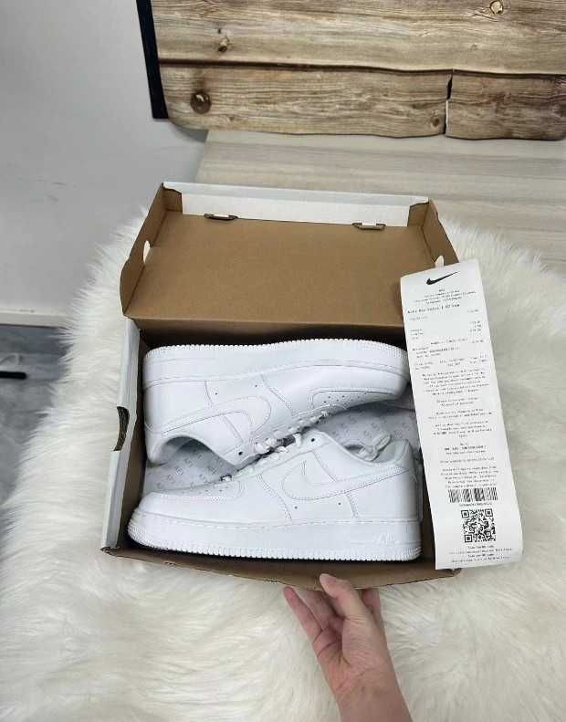 White\Powietrze*DamskieNikeAIrJordan1Travis UnisexTrampki43