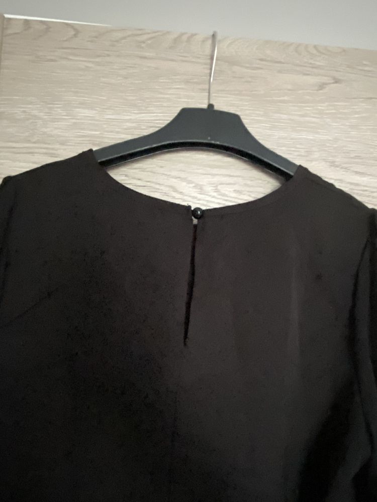 Czarna bluzka elegancka