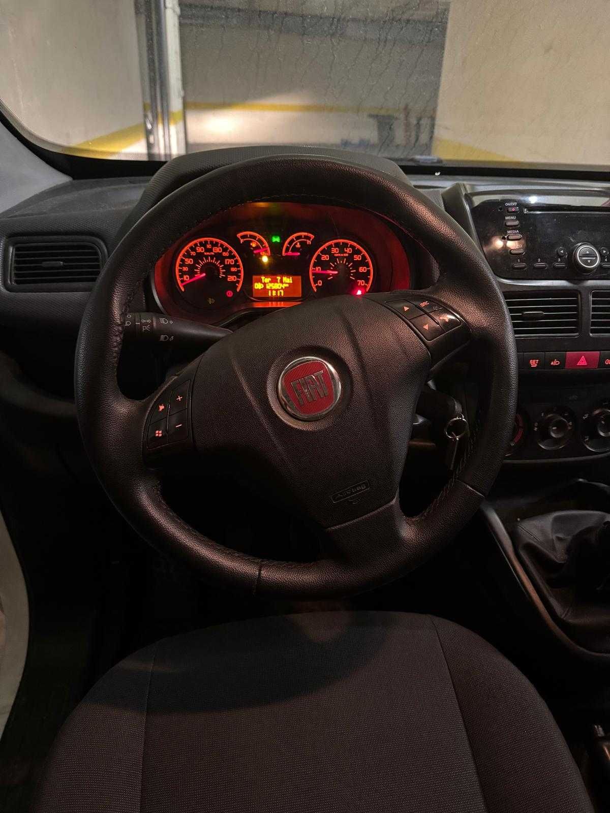 Fiat Doblo 1.3 - 2015
