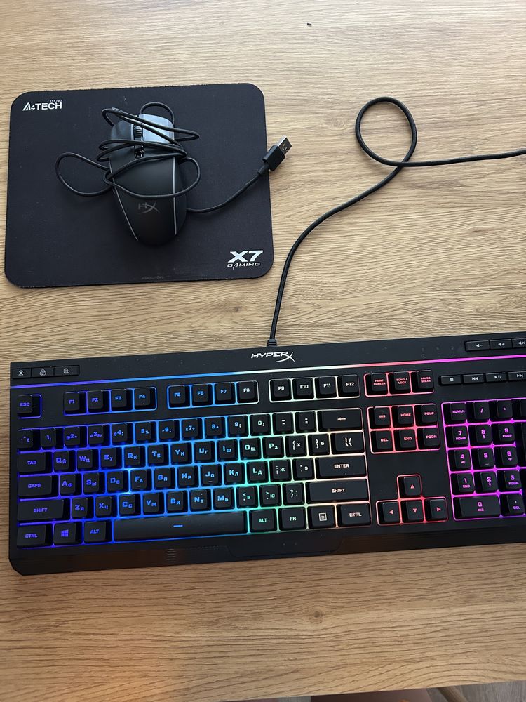 Клавіатура usb HyperX Alloy Core RGB + мишка