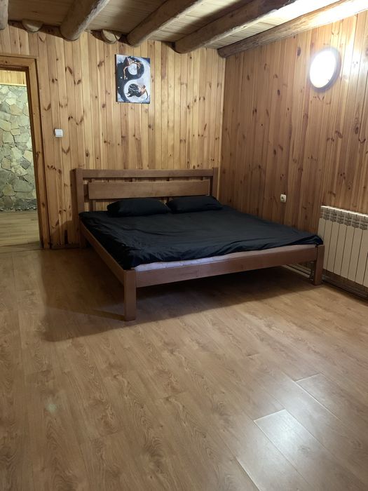 Оренда будинку з банею біля Дніпра