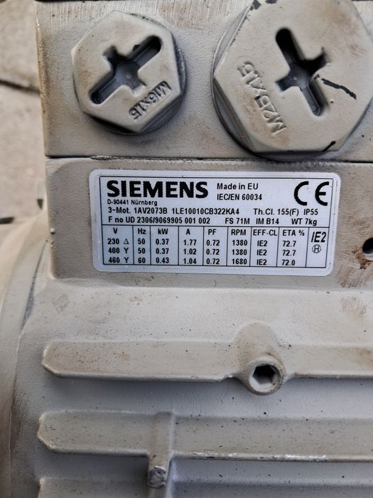 Okazja motoreduktor 0.37kw 138obr