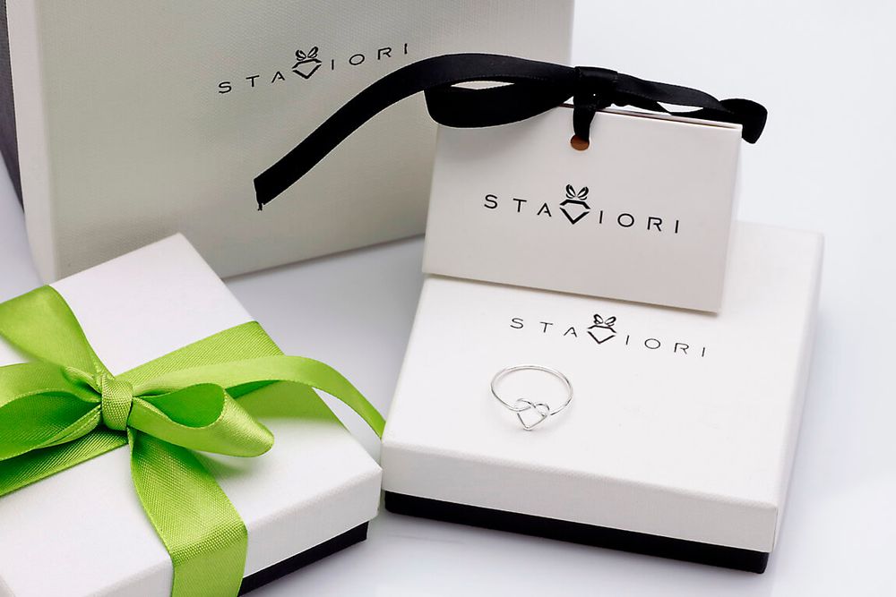 srebrny pierścionek staviori