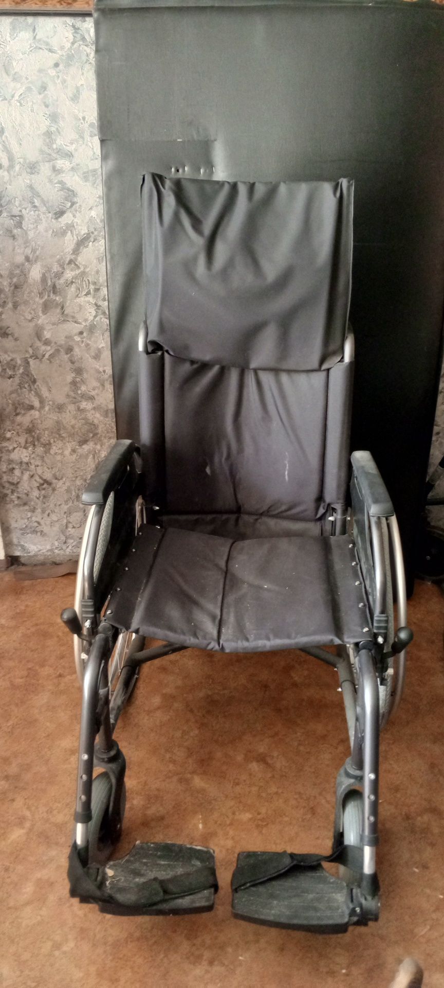 Sprzedam wózek inwalidzki