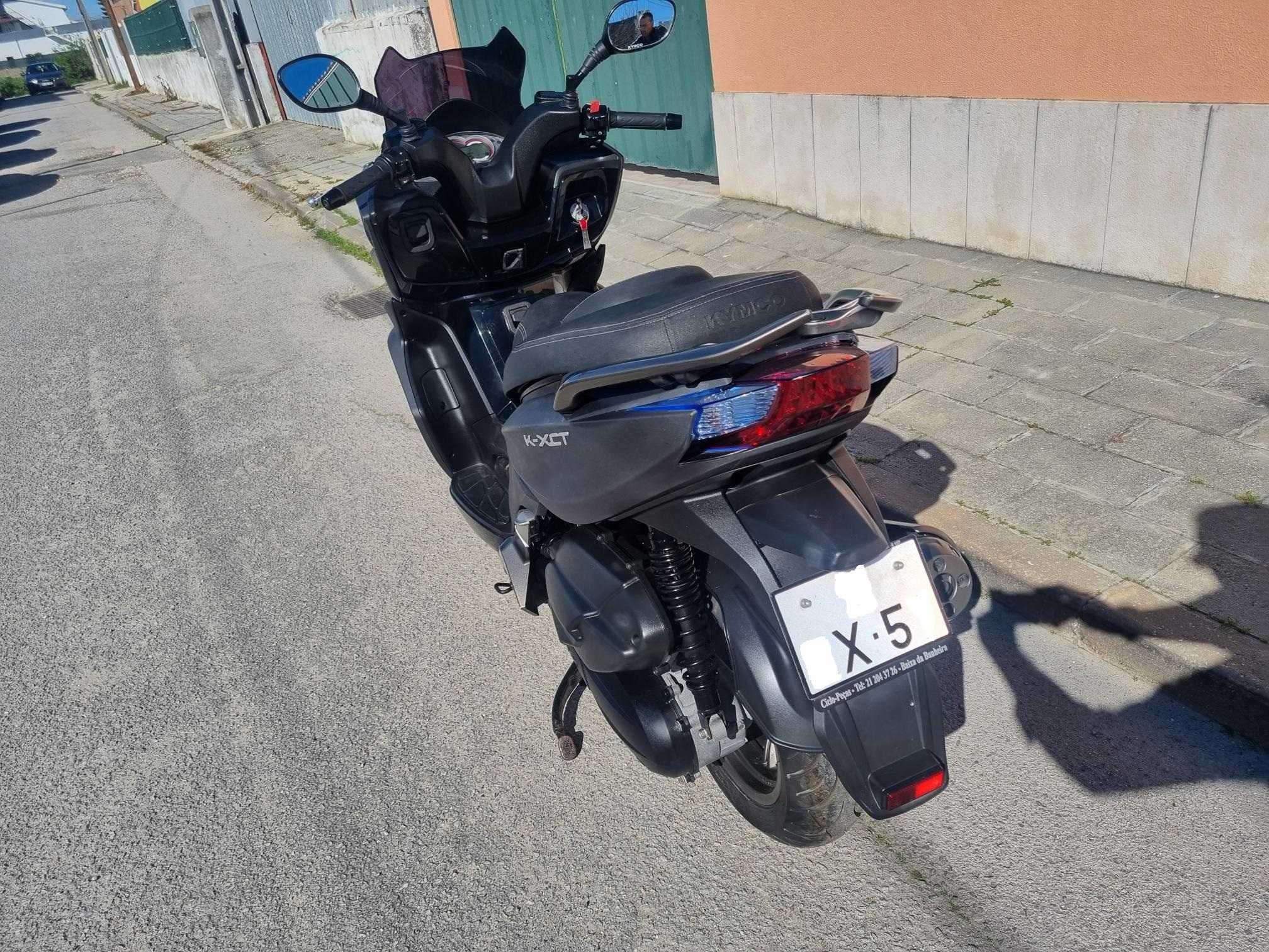 Mota K-XCT 125cc semi-nova e mais barata