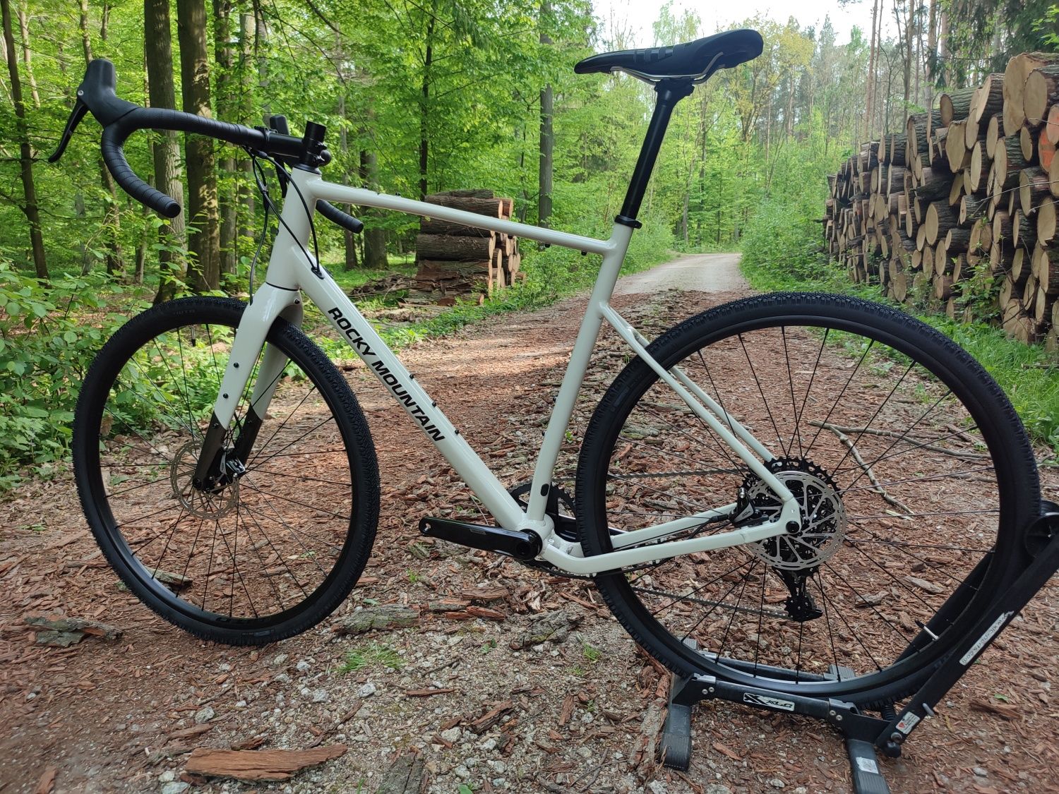 Gravel Rocky Mountain Solo 50 XL Sram Rival WTB