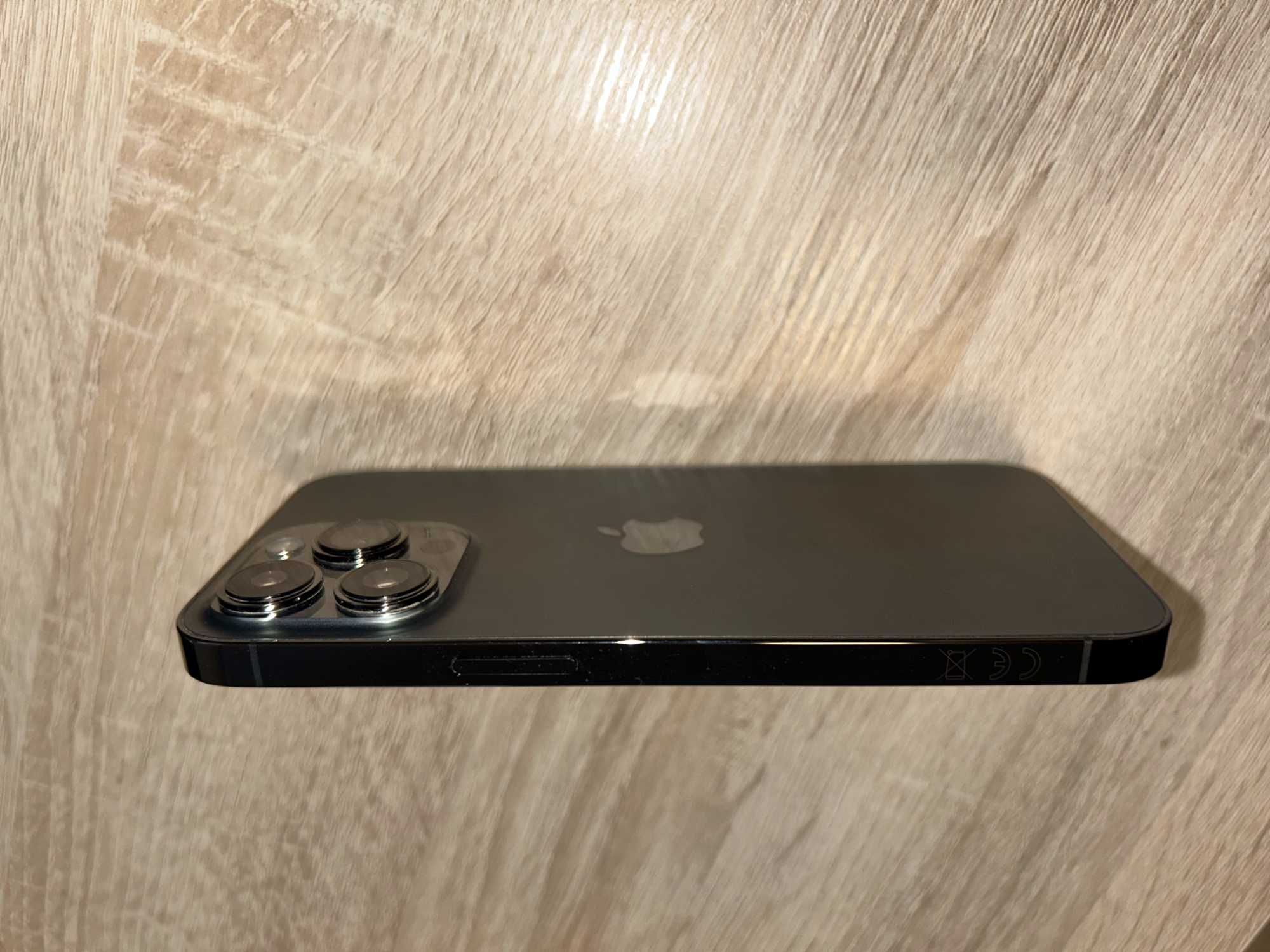 Smartfon Iphone 13 Pro Apple Grafitowy 512 GB premium wysoka jakość