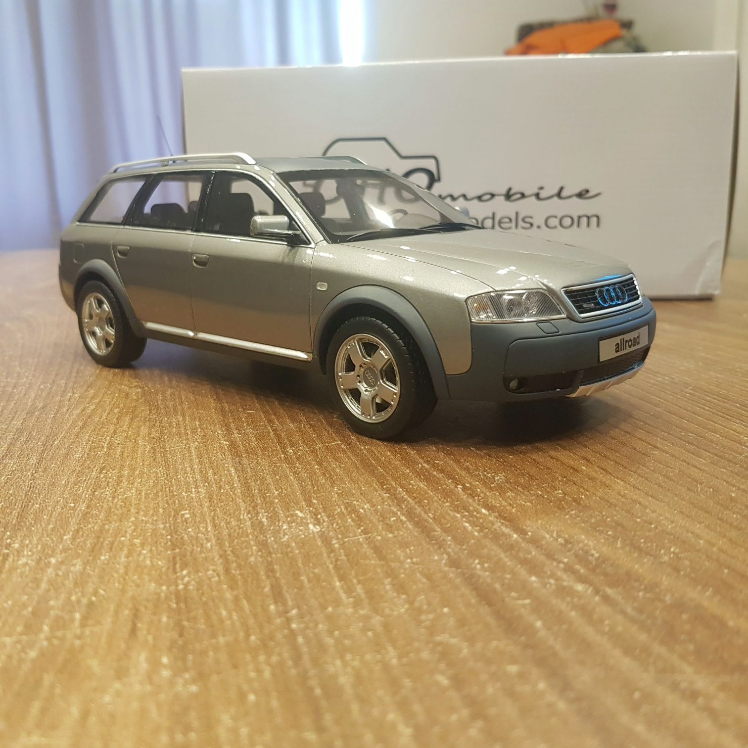 OT363 Audi A6 Allroad quattro Otto mobile 1:18