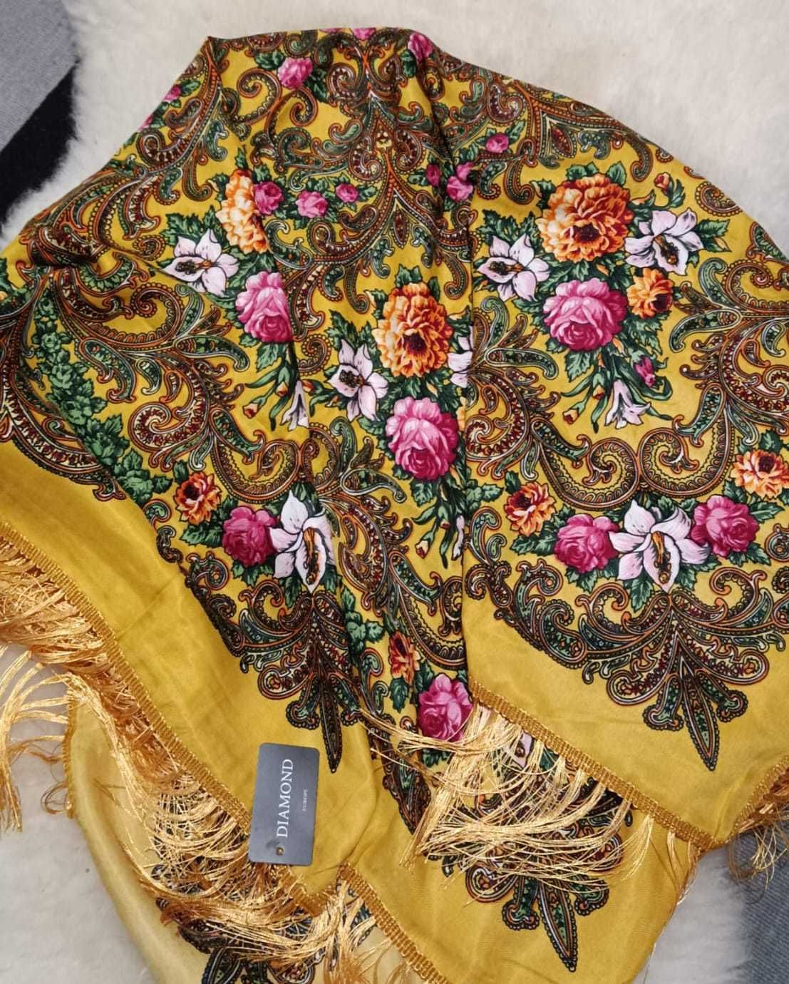 Góralska spódnica z chustą - żółta z kwiatowym motywem
