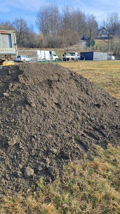 Ziemia humus, ziemia siana, ziemia czarnoziem, ziemia ogrodowa