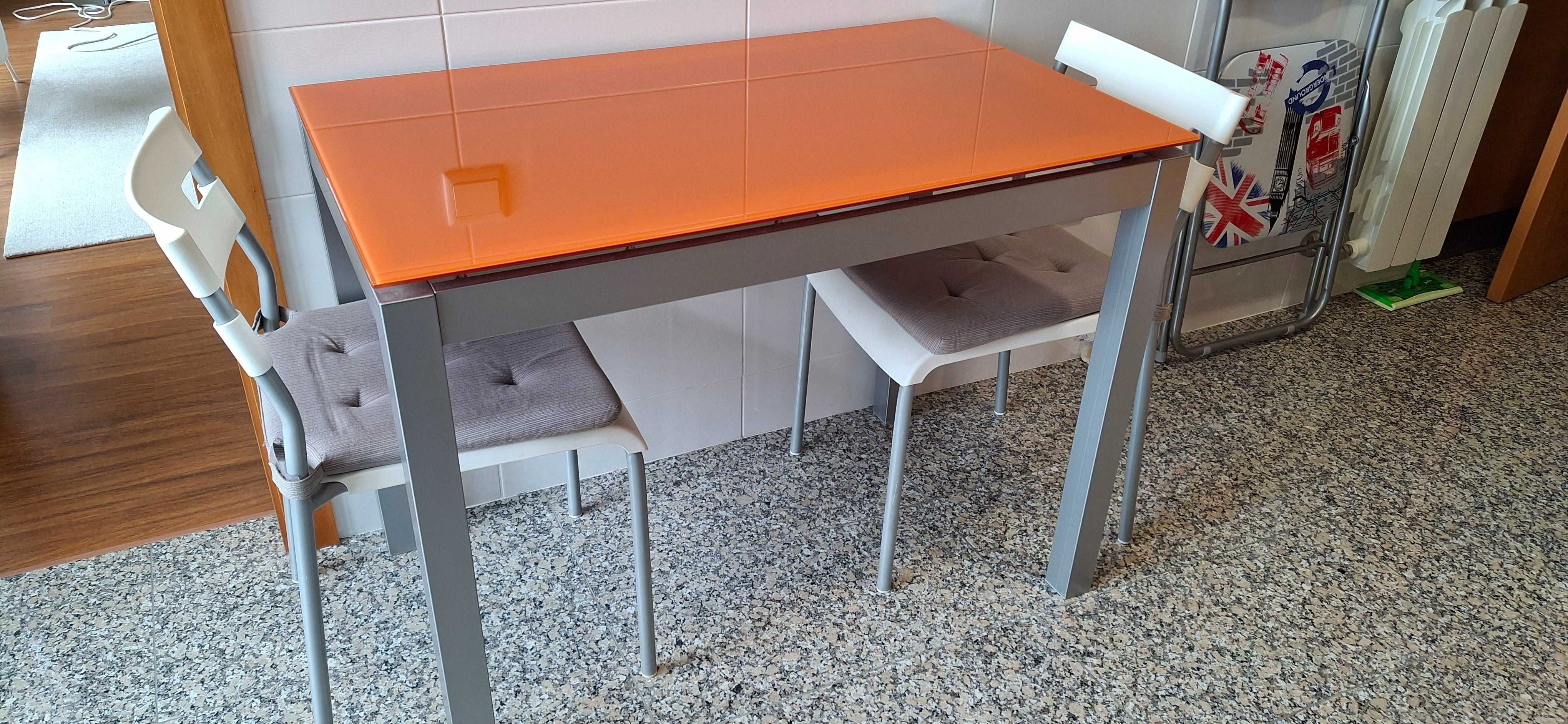 Mesa cozinha extensível com 2 cadeiras