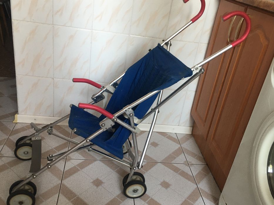 Детская  коляска, можно складывать.